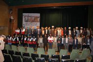 نشست صمیمی نماینده ولی فقیه در استان با جوانان